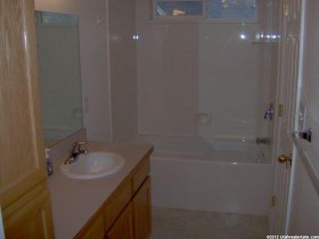 1674 S Canyonwoods Dr E, Ogden, UT 84404 — photo 8