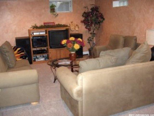 242 W Golden Ave, Layton, UT 84041 — photo 8