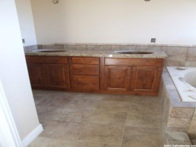1679 S 2550 W, West Haven, UT 84401 — photo 6