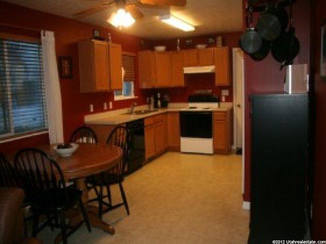 7751 Ash Point Cir, Eagle Mountain, UT 84005 — photo 4