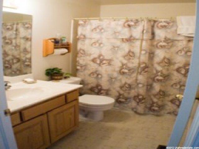 5573 S 3850 W, Roy, UT 84067 — photo 9