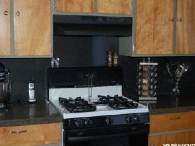 7646 S 300 E, Midvale, UT 84047 — photo 8