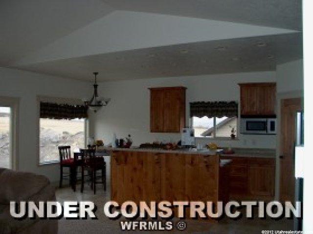 2558 W Valley View Dr, Tremonton, UT 84337 — photo 4