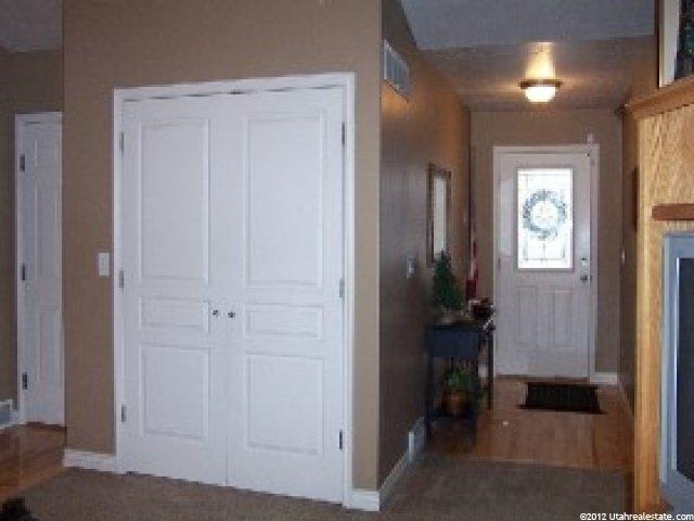 1042 Inverness Dr, Syracuse, UT 84075 — photo 2