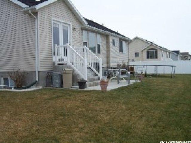 1042 Inverness Dr, Syracuse, UT 84075 — photo 12