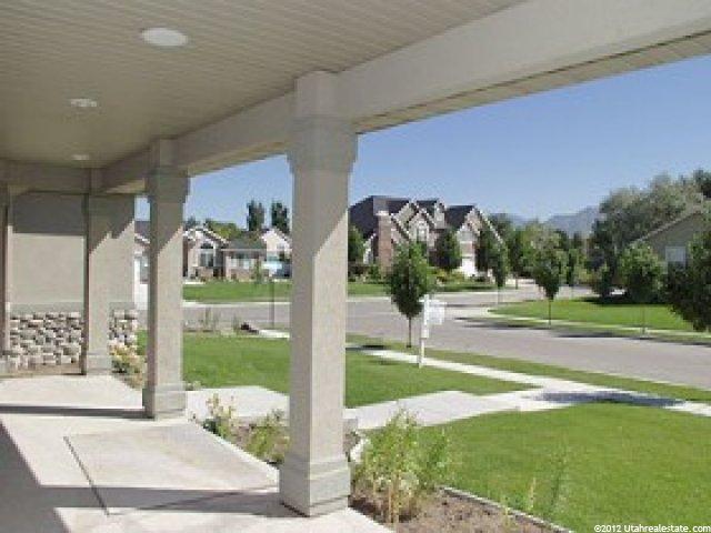 10946 S Hyrum Pl E, Sandy, UT 84070 — photo 2