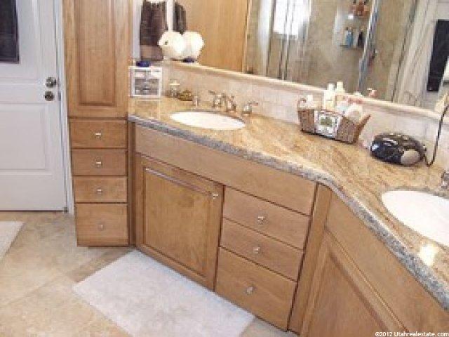10946 S Hyrum Pl E, Sandy, UT 84070 — photo 11