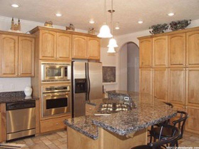 10946 S Hyrum Pl E, Sandy, UT 84070 — photo 5
