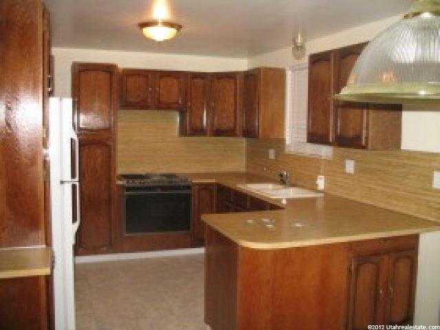 7211 Ramanee Dr, Midvale, UT 84047 — photo 4