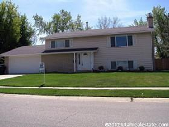 1598 Delaware Ln, Holladay, UT 84117