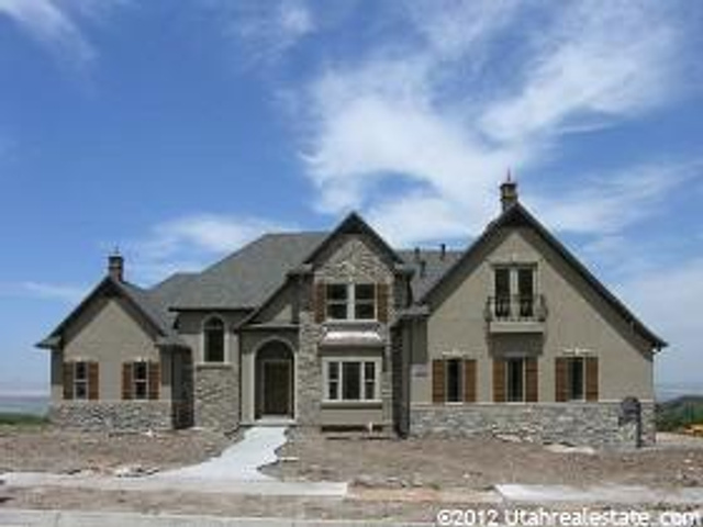 838 S Sky Lark Ln, North Salt Lake, UT 84054