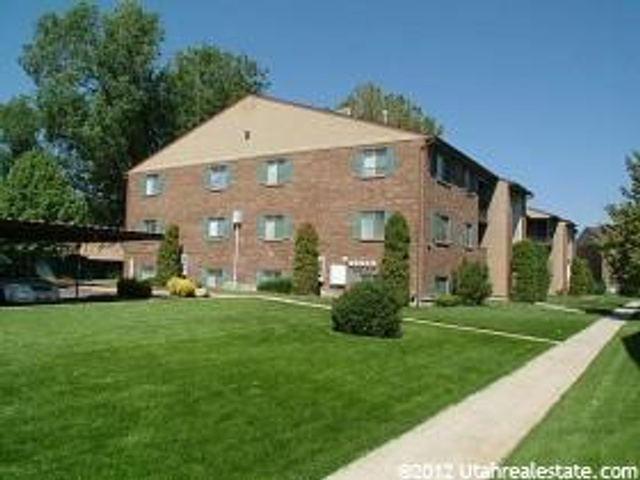4138 S Oak Meadows Dr W, Taylorsville, UT 84123
