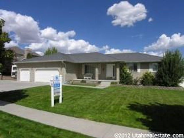 3014 W COUNTRY CLASSIC DR S, Bluffdale UT 84065