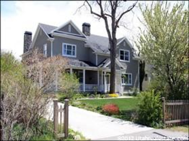 2905 S Connor St, Salt Lake City, UT 84109