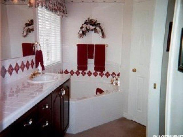 217 Woodhill Ln, North Salt Lake, UT 84054 — photo 7
