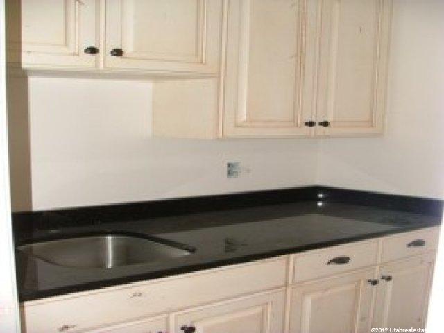 588 E Center N, Mona, UT 84645 — photo 4