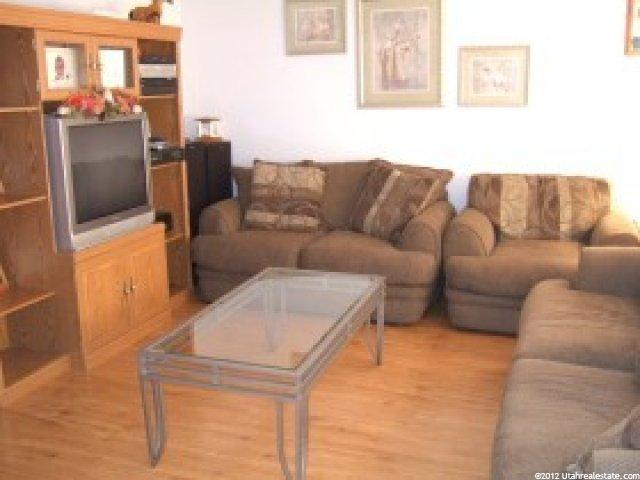 5814 S 3000 W, Roy, UT 84067 — photo 2