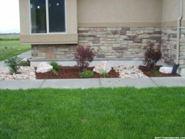 125 Hillsborough Dr, Pleasant View, UT 84414 — photo 8