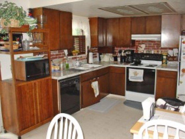 2229 N 700 W, Clinton, UT 84015 — photo 2