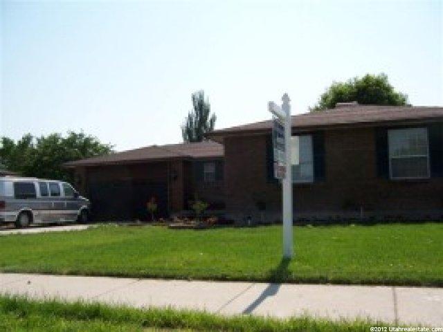 7365 S Wood Green Rd W, West Jordan, UT 84084 — photo 2