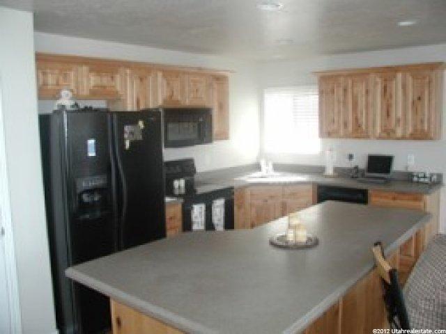 2704 W 4100 S, Roy, UT 84067 — photo 2