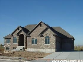 2163 Heritage Dr, Farr West, UT 84404