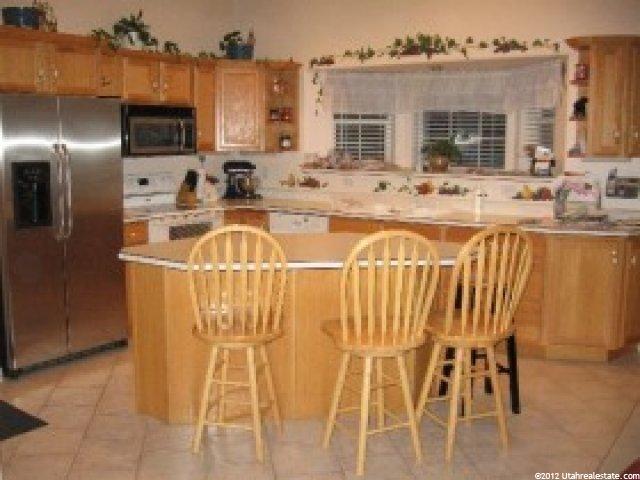 294 W 300 S, Hyrum, UT 84319 — photo 2
