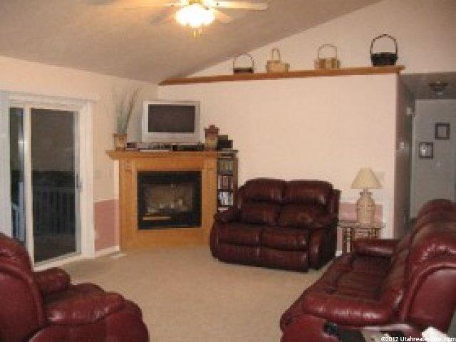 294 W 300 S, Hyrum, UT 84319 — photo 3