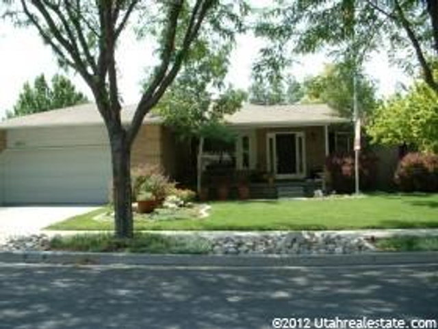 10850 S White River Dr, Sandy, UT 84070