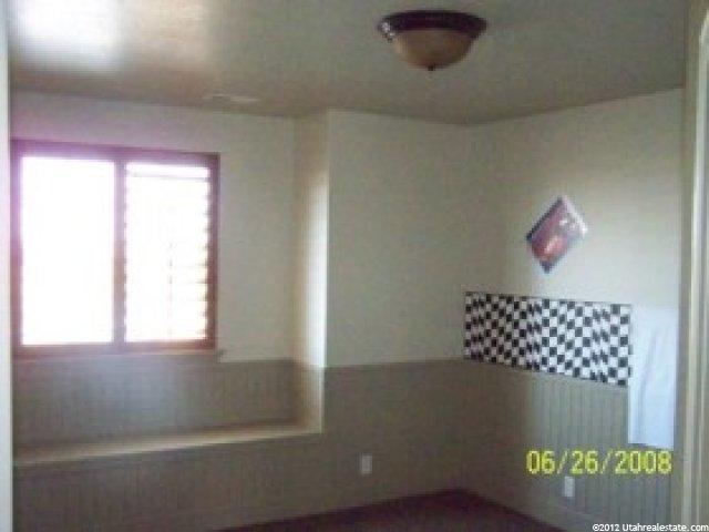 796 N 2700 W, Layton, UT 84041 — photo 8