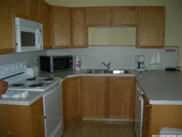 942 N Newburg Dr #2, Garden City, UT 84028 — photo 12