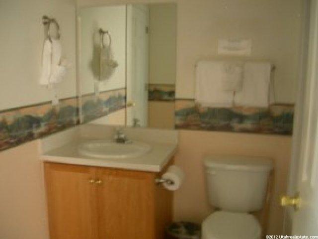 942 N Newburg Dr #2, Garden City, UT 84028 — photo 9