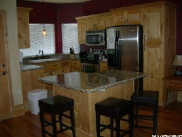 970 N Harbor Village East Dr #10, Garden City, UT 84028 — photo 9