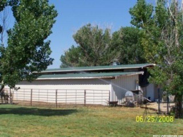 5082 S 6150 W, Hooper, UT 84315 — photo 2