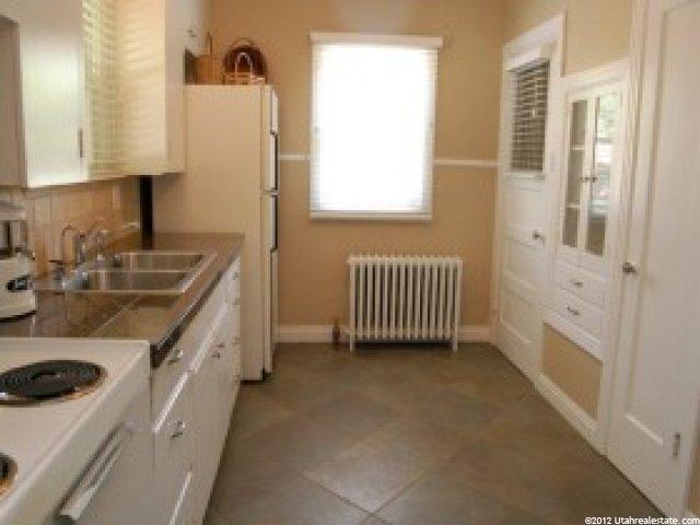 2500 Highland Dr, Salt Lake City, UT 84106 — photo 2