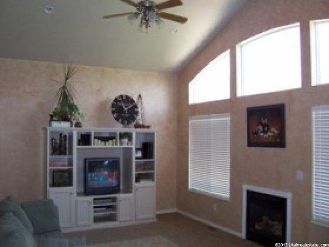 3694 N 2800 W, Farr West, UT 84404 — photo 3