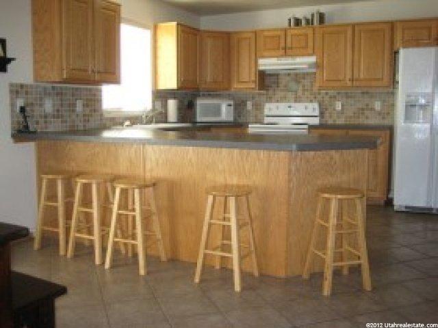 794 S Creekview Dr, Layton, UT 84041 — photo 2