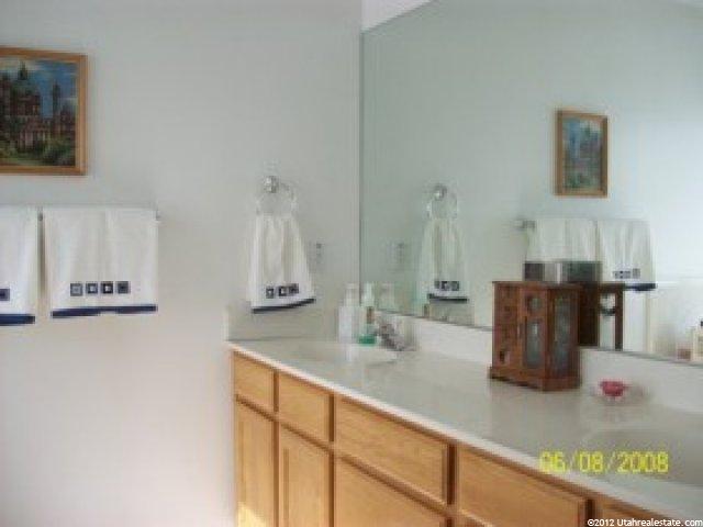 976 W 150 S, Clearfield, UT 84015 — photo 4