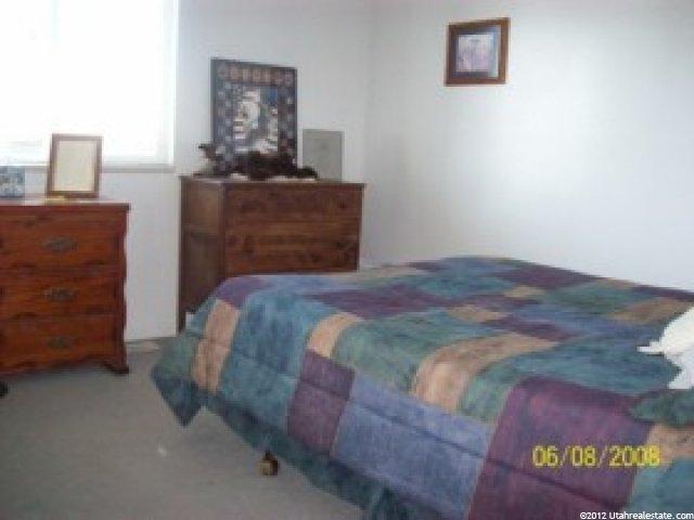 976 W 150 S, Clearfield, UT 84015 — photo 5