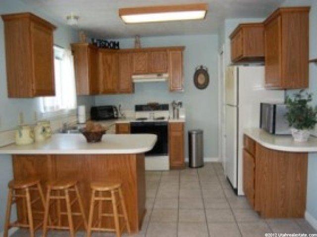320 E 1200 N, Logan, UT 84341 — photo 3