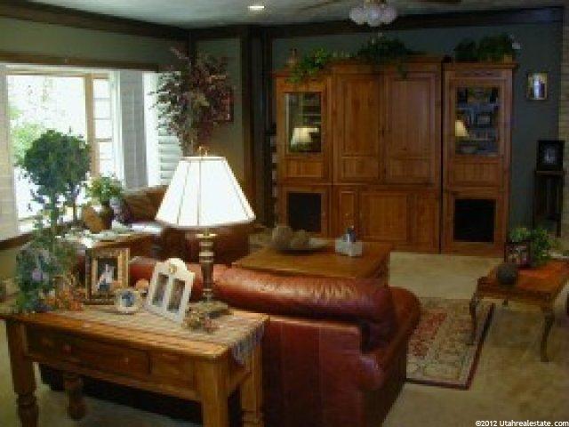 2574 E Valley View Ave, Holladay, UT 84117 — photo 6