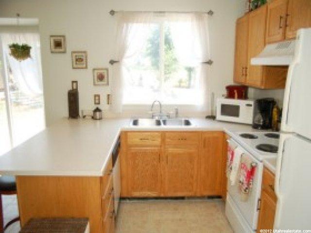 6359 Settlers Point Dr, West Valley City, UT 84128 — photo 4