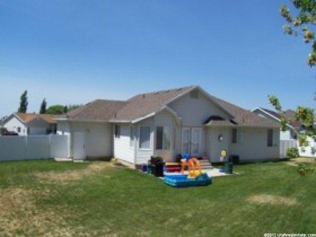 92 W 2250 N, Layton, UT 84041 — photo 12