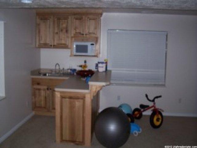92 W 2250 N, Layton, UT 84041 — photo 8