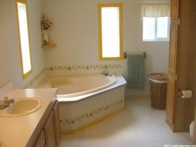 4775 W 6100 N, Bear River City, UT 84301 — photo 8