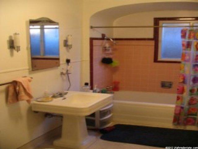 24 N 200 W, Logan, UT 84321 — photo 2