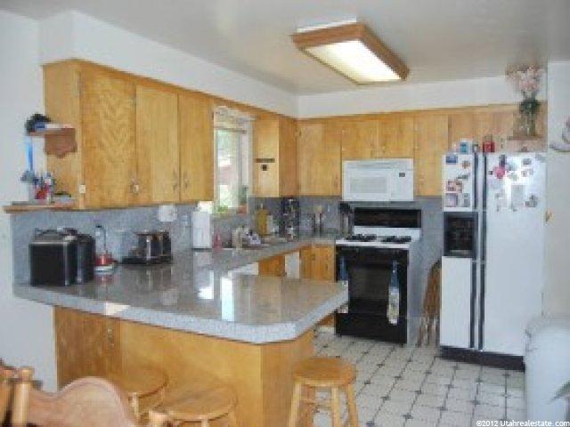 587 E 100 S, Hyrum, UT 84319 — photo 4