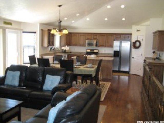 4515 S 3425 W, West Haven, UT 84401 — photo 2