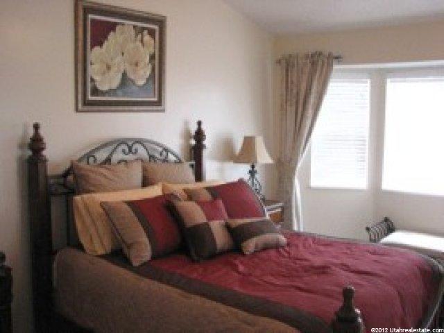88 E 1770 N, Layton, UT 84041 — photo 11