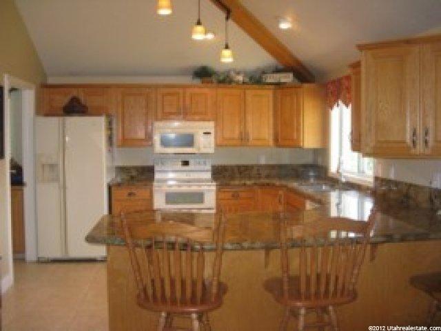 915 Edgewood Dr, South Ogden, UT 84403 — photo 2
